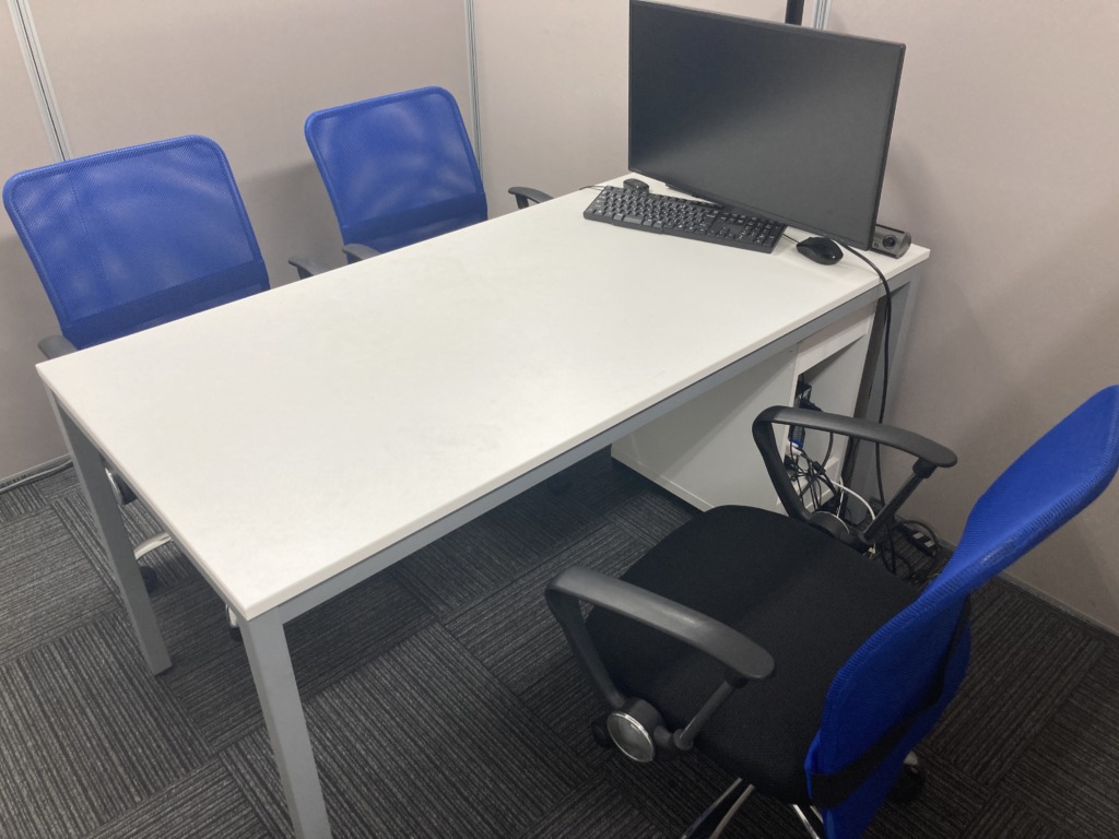 オフィス家具