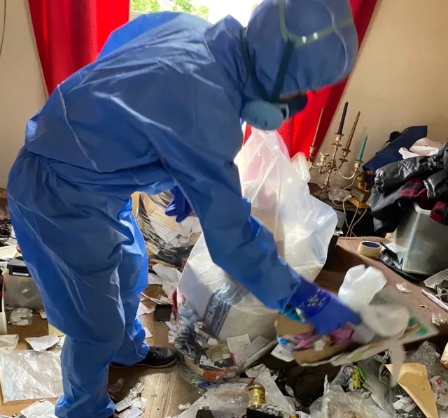 ゴミ屋敷の清掃