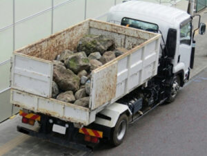 積み込みされたトラック